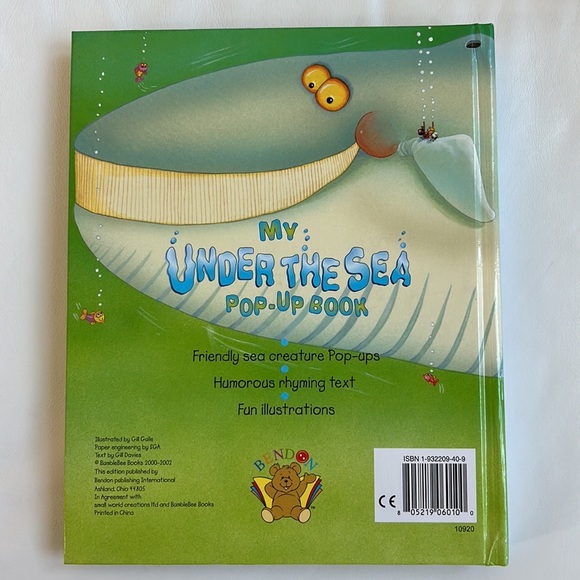 My Under the Sea Pop-Up Book - Picture 8 of 9